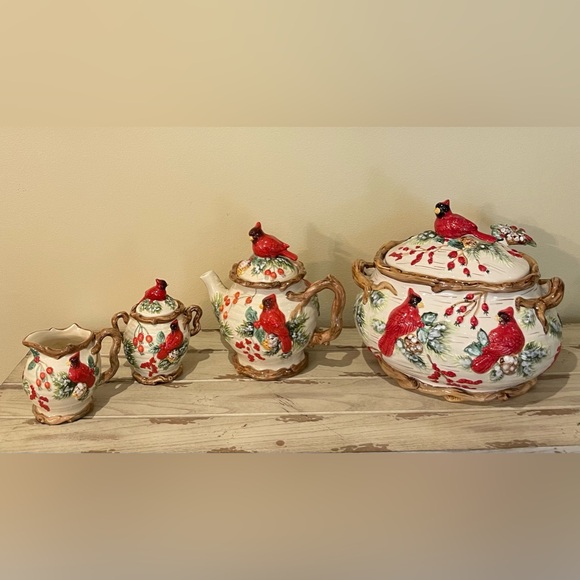 Cracker Barrel Ceramic Plaid Tidings Cardinal 8 Piece Set EUC